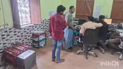 भरगामा: भरगामा में आरटीपीएस काउंटर में चोरी, ताला तोड़कर चोरों ने उड़ाई बैटरी, सुरक्षा व्यवस्था पर उठे सवाल