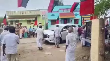அருப்புக்கோட்டை: பாளையம்பட்டி பகுதியில் புதிய தார்சாலை அமைக்கும் பணி உள்ளிட்ட பல்வேறு பகுதிகளை அமைச்சர் KKSSR ராமச்சந்திரன் தொடங்கி வைத்தார்
