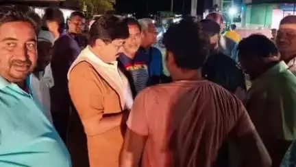 सारठ: MLA चुन्ना सिंह ने नारगीमोड़ में लोगों की समस्याएं सुनीं, जल्द समाधान का दिया आश्वासन