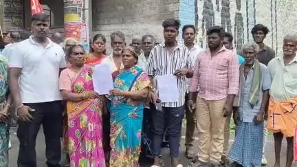 திண்டுக்கல் மேற்கு: பொது மயானத்தை ஆக்கிரமிப்பு செய்பவர்கள் மீது நடவடிக்கை எடுக்கக் கோரி மாவட்ட ஆட்சியர் அலுவலகத்தில் மனு அளித்தனர்
