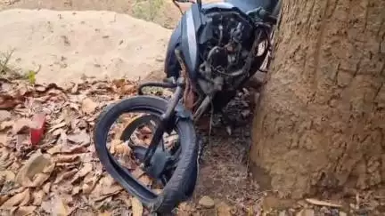 ଜମନକିରା: ଚିନିମହୁଲ ଘାଟିରେ ଟ୍ରକ ସହ ଧକ୍କା ହୋଇ ବାଇକ ଚାଳକଙ୍କ ମୃତ୍ୟୁ