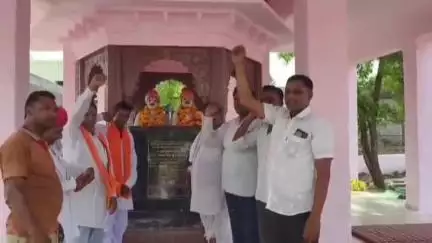 बेगुं: शहीद रूपाजी कृपाजी की शहादत के 102 वर्ष पूर्ण होने पर भाजपा पदाधिकारियों ने गोविंदपुरा में दी श्रद्धांजलि