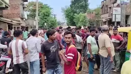 সোনারপুর: সোনারপুরের প্রতাপনগর বাজারে রাস্তা অবরোধ #jansamasya