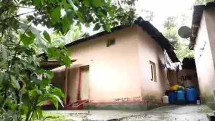 ಸಕಲೇಶಪುರ: ನಿರಂತರ ಮಳೆಗೆ ಬಾಗೆ ಗ್ರಾಮದಲ್ಲಿ ವಿದ್ಯುತ್ ಸಂಪರ್ಕವಿಲ್ಲದೆ ಗ್ರಾಮಸ್ಥರ ಪರದಾಟ
#localissue