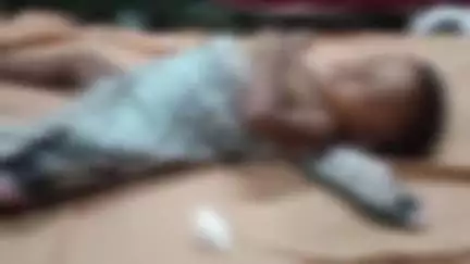 হবিবপুর: পেড়াপুরে বাড়ির পাশে ছোটো ডোবার জলে পড়ে মৃত্যু শিশুর
