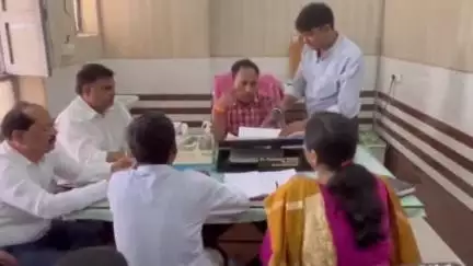 इटवा: खुनियांव ब्लॉक में बीडीओ की मौजूदगी में ब्लॉक स्तरीय टास्क फोर्स की बैठक हुई
