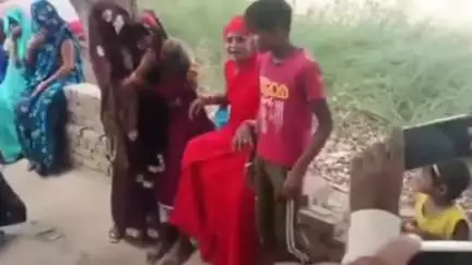 सोरांव: नवाबगंज क्षेत्र में चोरी के मामले में पूछताछ के लिए लाए गए व्यक्ति की मौत पर डीसीपी ने दी जानकारी