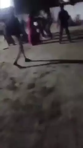 मेहनगर: तरवां क्षेत्र के बीबीपुर में युवती के साथ छेड़छाड़ और परिजनों पर हमले का वीडियो वायरल, पुलिस जांच में जुटी