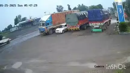 येवला: तालुक्यातील अंदरसुल येथे पेट्रोल पंपावर उभ्या ट्रकमधून डिझेल चोरी करणारे सीसीटीव्हीमध्ये कैद