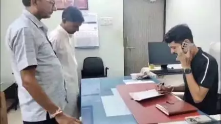 સંજેલી: ICDS સંજેલીના સીડીપીઓની લાલિયાવાડી, બેદરકારી સામે આવતા તાલુકા પંચાયત ખાતે રજૂઆત કરાઇ #Jansamasya