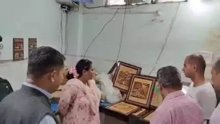 कोटद्वार: विधानसभा अध्यक्ष ने कोटद्वार में डिजिटल कार्व और हैंडीक्राफ्ट फर्म का दौरा किया, स्वरोजगार की मिसाल बने सेहवाल रावत
