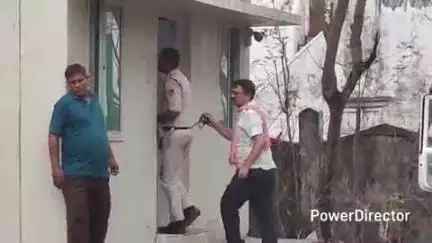नैनपुर: नैनपुर पुलिस ने नाबालिग लड़की के साथ छेड़छाड़ करने के मामले में आरोपी को 12 घंटे के अंदर किया गिरफ्तार
