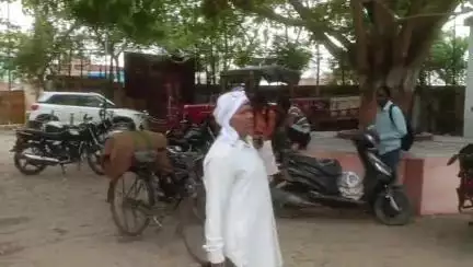 नुआंव: प्रखंड मुख्यालय स्थित सार्वजनिक शौचालय की व्यवस्था दुरुस्त कराने के लिए लोगों ने सरकार से लगाई गुहार #jansamasya