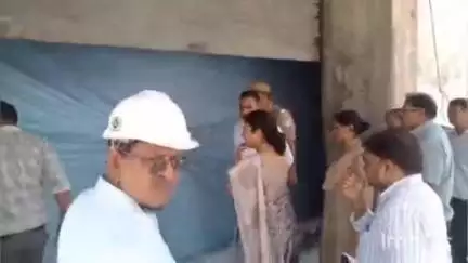 पलिया: सम्पूर्णानगर किसान सहकारी चीनी मिल का डीएम ने किया निरीक्षण, मरम्मत कार्य में तेजी लाने के दिए निर्देश