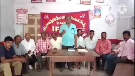 ఇల్లందు: ఇల్లెందులో మోటర్ కార్మికుల సంక్షేమ బోర్డు ఏర్పాటు చేయాలి. తెలంగాణ ప్రగతిశీల ఆటో అండ్ మోటార్ వర్కర్స్ ఫెడరేషన్ డిమాండ్