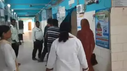 बलिया: मनसेरपुर में तेज रफ्तार बाइक ने एक व्यक्ति को मारी टक्कर