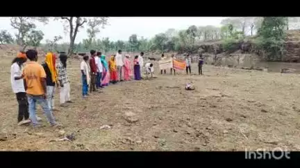 कराहल: ग्राम गोरस में स्वच्छता एवं जल संरक्षण शपथ कार्यक्रम का हुआ आयोजन