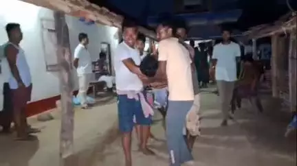 পুরাতন মালদা: ভাবুক এলাকায় শোয়ার ঘর থেকে এক যুবকের ঝুলন্ত দেহ উদ্ধার ঘিরে জোর চাঞ্চল্য