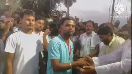 चंडी: हाविवउल्लाहचक के खेल मैदान में रेड जोन हरनौत ने सुपर किंग्स को फाइनल में 5 विकेट से हराया