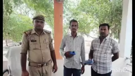 पैलानी: थाना जसपुरा पुलिस ने चार खोए हुए मोबाइल फोन बरामद कर उनके स्वामियों को सुपुर्द किए