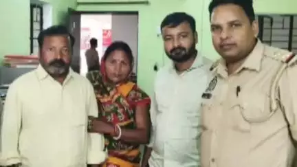 रुधौली: रुधौली थाने की पुलिस ने लापता चकबंदी विभाग के कर्मचारियों को बरामद किया, परिजनों को सौंपा