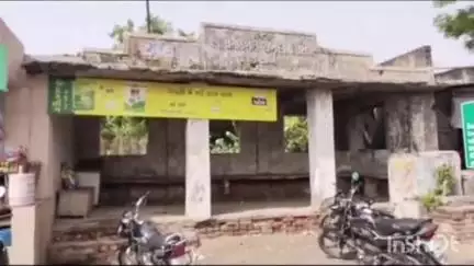 ઊંઝા: ઊંઝાના ઐઠોર ગામનું બસ સ્ટેશન ગણપતિ મંદિર અને ઉમિયા માતાજીના યાત્રિકો માટે નવા બસ સ્ટેશનની માંગ#jansamasya