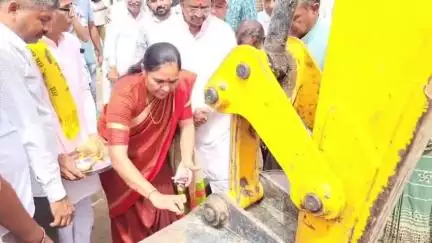 દસાડા: દસાડાના માવસર-અંબાળા રોડના રૂ. 3.90 કરોડના રિસરફેસિંગ કામનું ખાતમુહૂર્ત