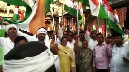 सूरजगढ़: ऑपरेशन सिंदुर की सफलता पर नगरपालिका ने सूरजगढ़ में निकाली तिरंगा यात्रा, सेना के शौर्य को किया सलाम