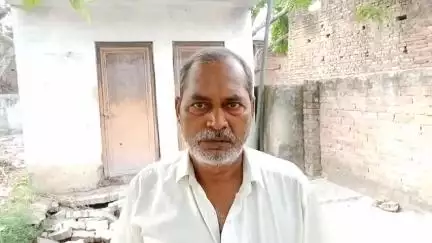 लोढ़वा गांव में जल निगम ऑपरेटर व जल निगम कर्मचारियों की लापरवाही से किसान का शौचालय  सेफ्टी टैंक धराशाही करवाई की मांग