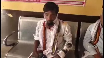 अतर्रा: पिपरहरी गांव के पास ट्रैक्टर और बाइक में हुई जोरदार भिड़ंत, बाइक सवार युवक गंभीर घायल