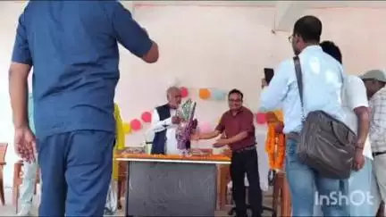 थावे: राजकीय बुनियादी विद्यालय में बने खेल मैदान का ग्रामीण विकास मंत्री ने किया उद्घाटन