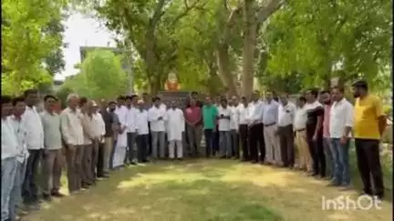 शिवगंज: नेहरू नगर में पंडित जवाहरलाल नेहरू की पुण्यतिथि पर पूर्व विधायक संयम लोढ़ा समेत कई नेताओं ने दी श्रद्धांजलि
