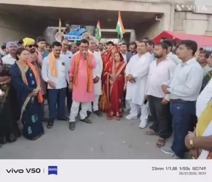 मनसाही :- सैनिकों के सम्मान में एनडीए ने निकाली तिरंगा यात्रा।