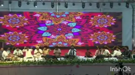 ભાણવડ: ભાણવડના હાથલા ગામે શનિદેવ મહારાજની જન્મ જયંતીની નિમિત્તે રાત્રે ભવ્ય લોકડાયરો યોજાયો