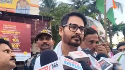 দাঁতন ২: মুখ্যমন্ত্রী শিক্ষকদেরকে এতদিন ললিপপ দিয়ে রেখেছে",শিক্ষকদের আন্দোলন নিয়ে কেশিয়াড়ি মোড়ে মুখ্যমন্ত্রীকে কটাক্ষ হিরনের