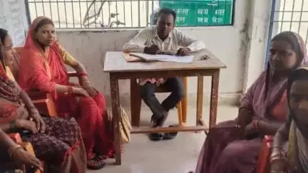 उचकागांव: उचकागांव के त्रिलोकपुर में नीरा के लिए 21 पंजीकृत लोगों का नवीनीकरण हुआ