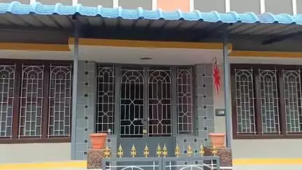 நிலக்கோட்டை: காந்தி நகரில் இலங்கைத் தமிழர் வீட்டில் 15 பவுன் நகை பணம் கொள்ளை போலீசார் விசாரணை