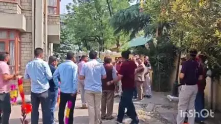 रोहड़ू: शिक्षा मंत्री श्री रोहित ठाकुर ने रोहडू का दौरा किया, यहां पहुंचने पर लोगों ने किया भव्य स्वागत