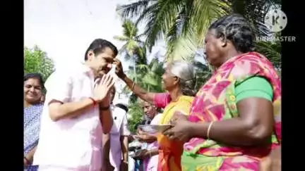மண்மங்கலம்: வாங்கல் பகுதியில் சுமார் ஒரு கோடி 82 லட்சம் மதிப்பீட்டில் பல்வேறு பணிகளை முன்னாள் அமைச்சர் திறந்து வைத்தார்