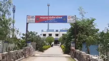 ભાણવડ: ભાણવડથી સગીરાનું અપહરણ કરી આરોપીઓ ભાવનગર ભાગી જવાની ફિરાકમાં હતા તે પહેલા પોલીસે ઉઠાવી લીધા