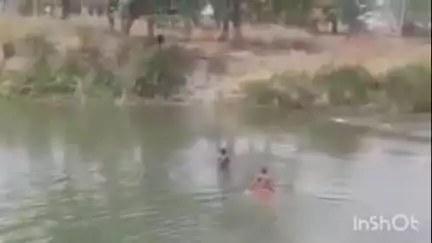 भाटपार रानी: भटनी के नूरीगंज घाट के पास गंडक नदी में मिला तैरता हुआ शव, पुलिस ने शव की पहचान कराई