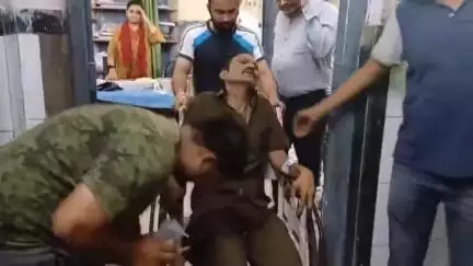 पुष्कर: पुष्कर में जीप की टक्कर से दो स्कूटी सवार गंभीर घायल, घटना राम धाम तिराहे के आसपास की बताई जा रही है