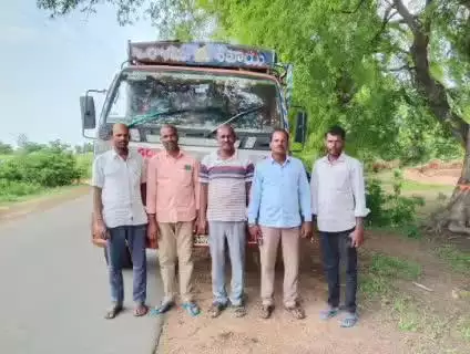 దోమకొండ: అంబర్పేటలో వరి ధాన్యం కొనుగోలు పూర్తి అయినట్లు తెలిపిన : సొసైటీ వైస్ చైర్మన్ శ్రీనివాస్ గౌడ్
