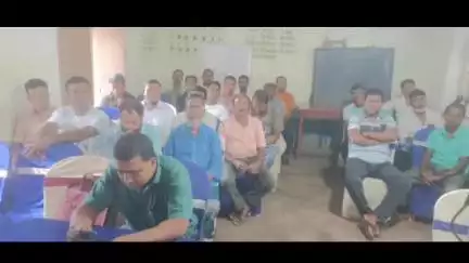 হাসনাবাদ: ভবানীপুর এলাকাতে ইটভাটা শ্রমিক কর্মচারী ও ঠিকাদারদের নিয়ে কর্মী বৈঠক আইএনটিটিইউসির