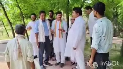 सिकंदराराऊ: सिकंद्राराऊ में नेहरू पार्क की दुर्दशा को लेकर कांग्रेस कमेटी ने उठाई आवाज, नगर पालिका अध्यक्ष से सौंदर्यकरण की की मांग