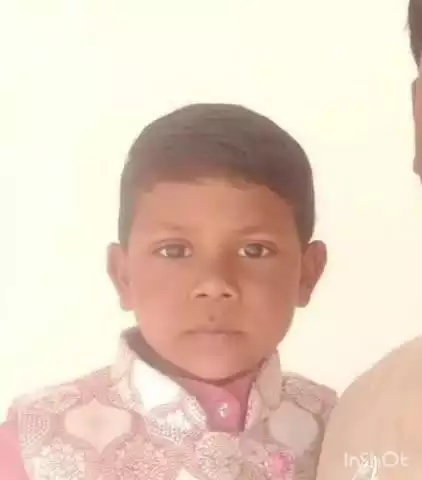 धनघटा: उमरिया बाजार में तेज रफ्तार पिकअप ने 6 वर्षीय मासूम को रौंदा, हुई मौत