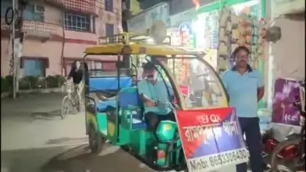 রামপুরহাট ১: বীরভূমের রামপুরহাটে নিরাপত্তায় জোর পুলিশ-প্রশাসনের, ভাড়াটিয়াদের তথ্য সংগ্রহ শুরু রামপুরহাট শহরে