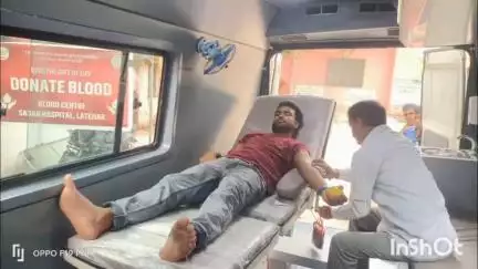 मनिका: मनिका स्वास्थ्य केंद्र में रक्तदान शिविर का हुआ आयोजन
