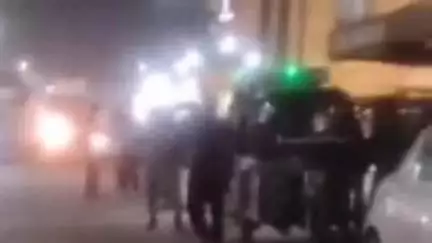अम्बाला: अंबाला छावनी में नशे में धुत युवक का हंगामा, पहले पुलिस कर्मी से हाथा, फिर हरियाणा रोडवेज की बस में हंगामा किया।#वायरल