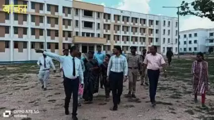 बांका आज जिला पदाधिकारी बांका द्वारा चंदन प्रखंड अंतर्गत प्रोमो मध्य विद्यालय लीला बरन बाजार  क्या  निरीक्षण